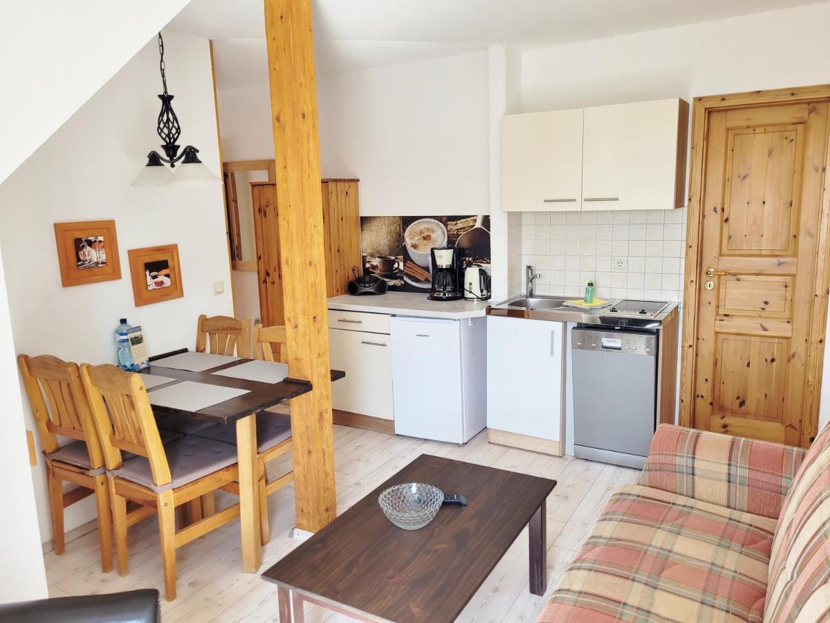 Pension Landhaus Teichgraf Волгаст Екстериор снимка