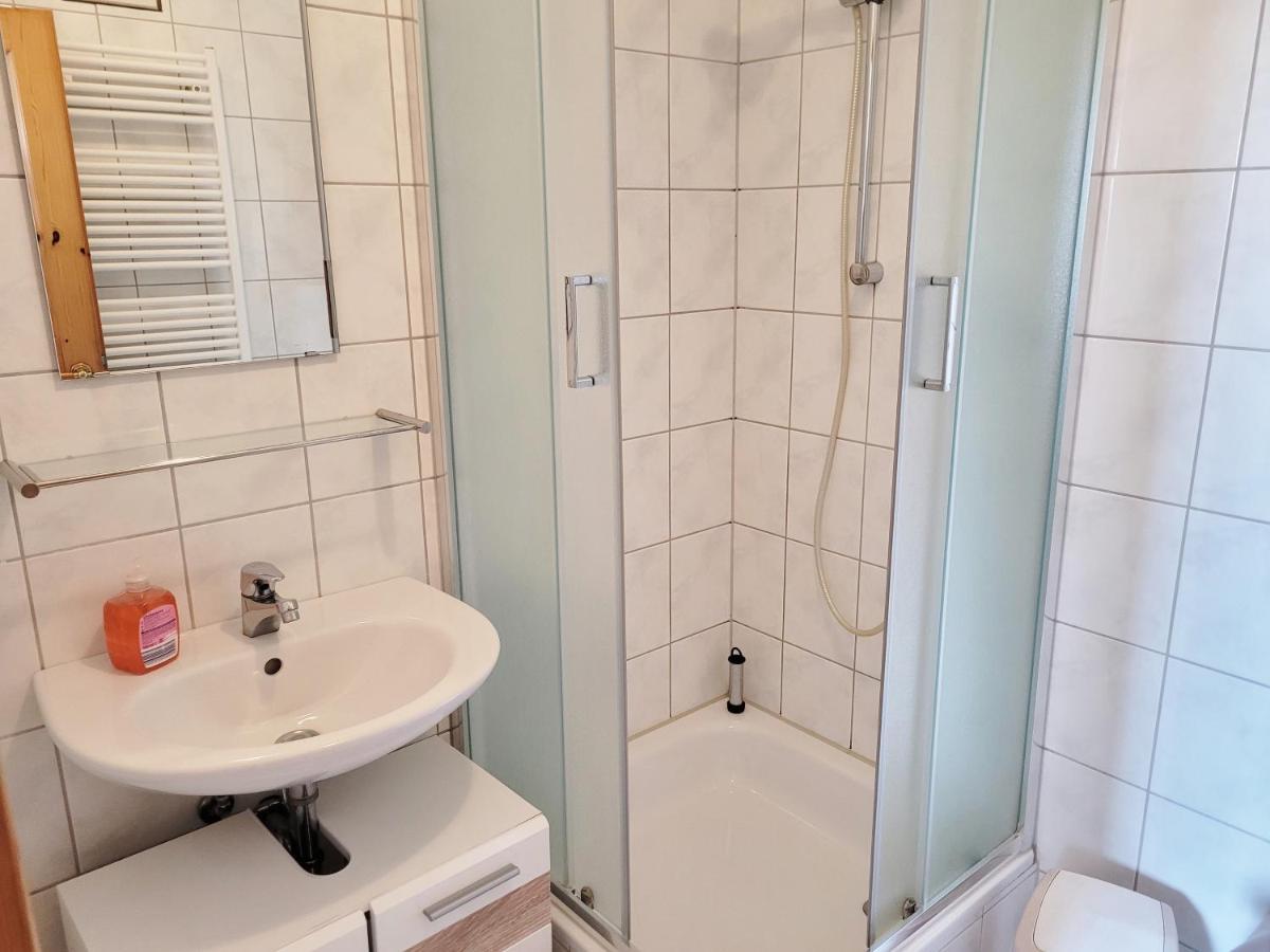 Pension Landhaus Teichgraf Волгаст Екстериор снимка