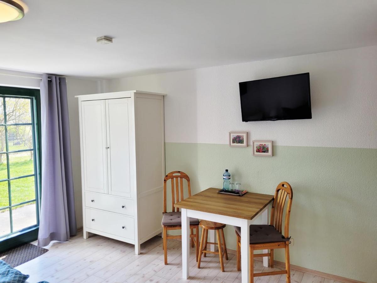 Pension Landhaus Teichgraf Волгаст Екстериор снимка