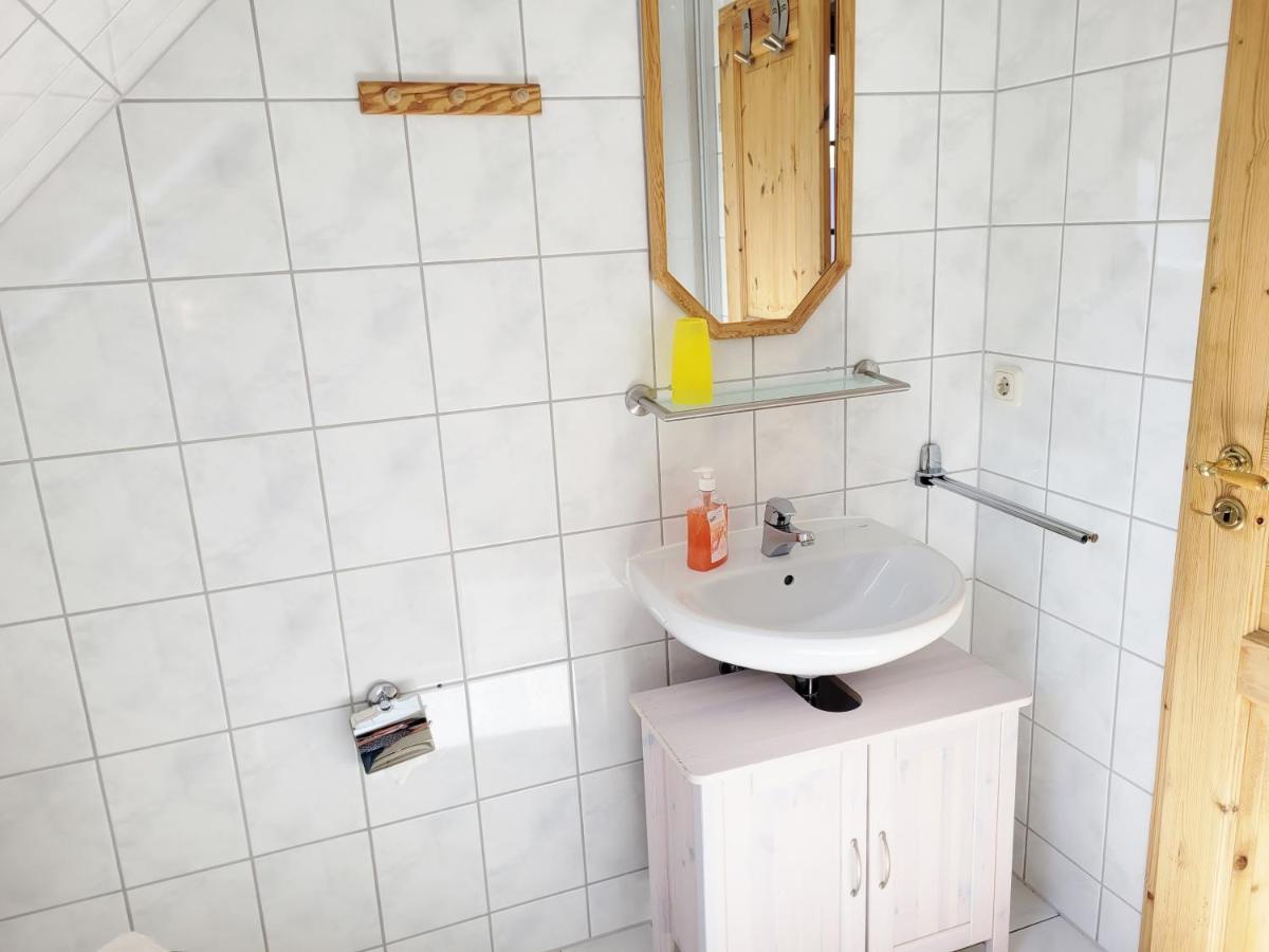 Pension Landhaus Teichgraf Волгаст Екстериор снимка