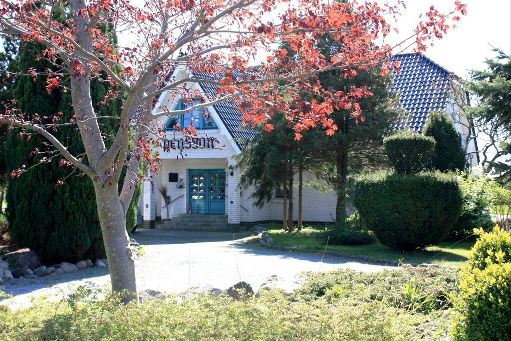 Pension Landhaus Teichgraf Волгаст Екстериор снимка